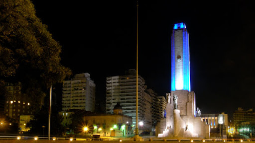 Monument to the national flag of Argentina in Rosario at night