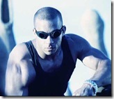 El actor Vin Diesel (encarnando a «Riddick») saltó a la fama gracias a esta película