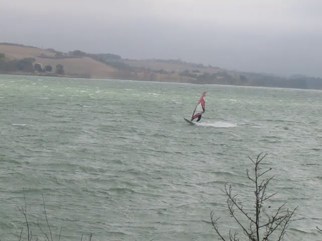 vlcsnap-2010-10-10-11h05m31s75.jpg