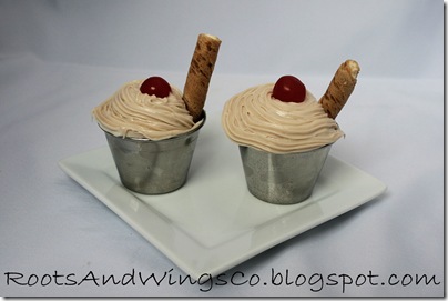 root beer float cupcakes a