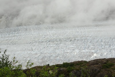 [0714-52 Salmon Glacier in the clouds[2].jpg]