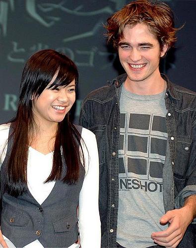 Is Katie Leung and Robert Pattinson dating