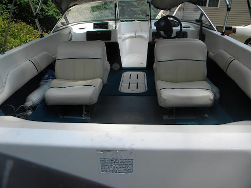 Sunbird Jet Boat. 1996 sunbird fish/ski oat