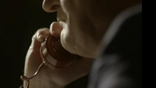 d11s02e01_prequel_grab_10