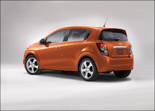 Chevrolet mostra Novo Sonic (Aveo) hatch e Sedan para os EUA