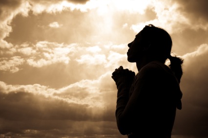 [woman praying silhoutte[4].jpg]