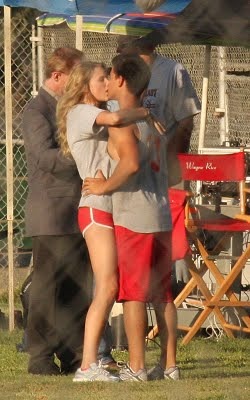 [taylor-set-7309-21[3].jpg]