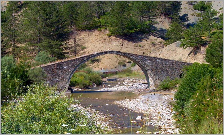  Δυτική Μακεδονία - Καστοριά - Κοινότητα Αρρένων Το γεφύρι του Κουσιουπλή.