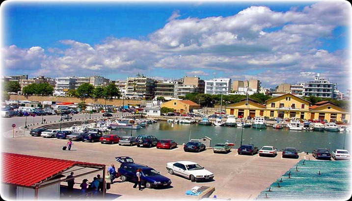 Η Αλεξανδρούπολη είναι πόλη της Θράκης και πρωτεύουσα του νομού Έβρου. Έχει πληθυσμό 48.885 κατοίκους (απογραφή 2001).  Ανατολική Μακεδονία & Θράκη - Έβρος - Δήμος Αλεξανδρούπολης.  Λιμάνι-Αλεξανδρούπολης