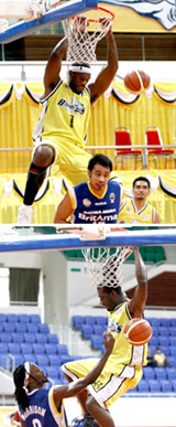 (Top) Barracudas' captain Chris Commons in action against Satria Muda at the Indoor Stadium of the Hassanal Bolkiah National Sports Complex in Berakas yesterday. The Barracudas lost 87-70. (Above) Barracudas American import Chris Garnett (L) in action against Indonesia's Satria Muda at the Indoor Stadium of the Hassanal Bolkiah National Sports Complex in Berakas yesterday. The Barracudas lost the match 87-70 and are now out of the ABL play-offs. Pictures: BT/ Saifulizam 
