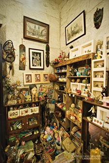 A Knick-knack Filled at the Paper Tolé Shop in Intramuros