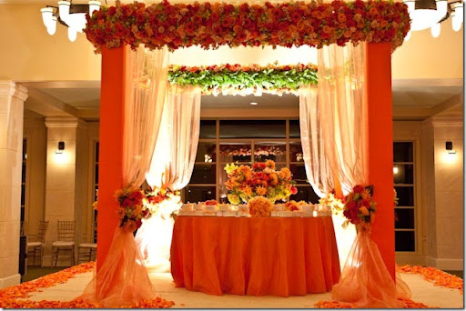 A close up of the corner of the wedding canopy