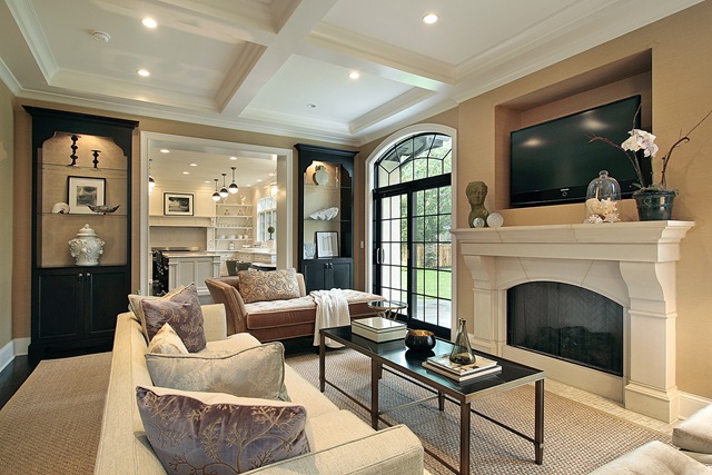 [familyroom1[1].jpg]