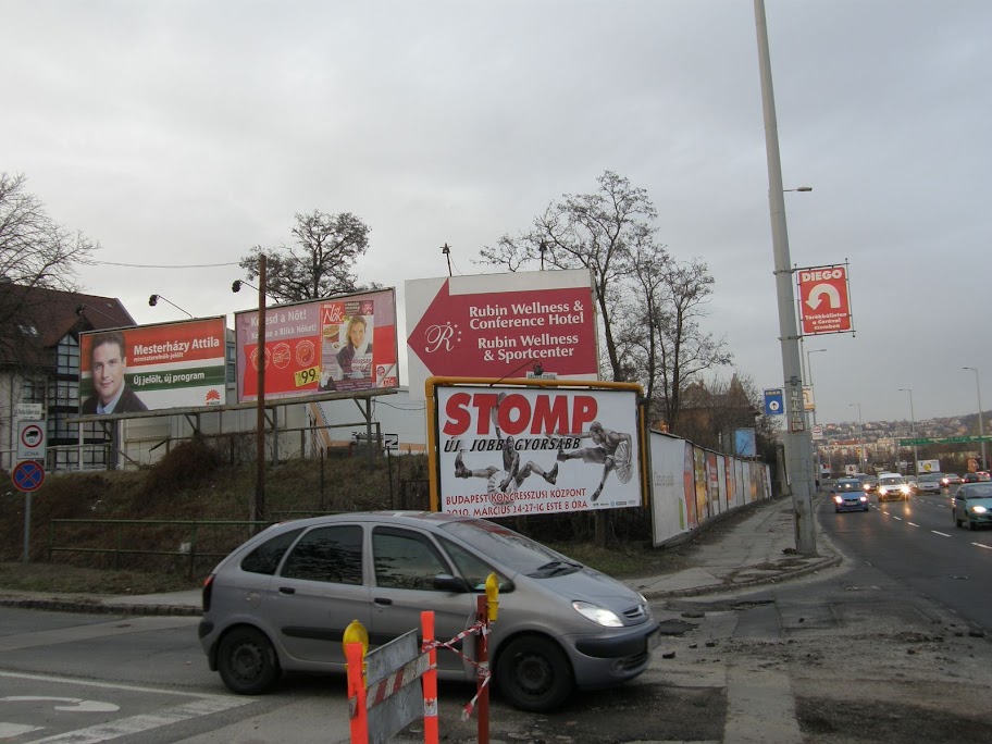 Budaörsi út, óriásplakátok, kifelé velük, Budapest, blog