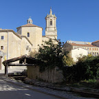 13 Santo_Domingo_de_Silos_-_Monasterio y lavadero publico.jpg