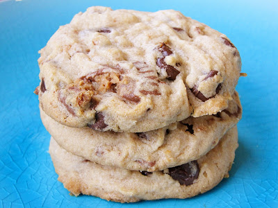 double peanut butter chocolate chip cookies | Sweet Anna's