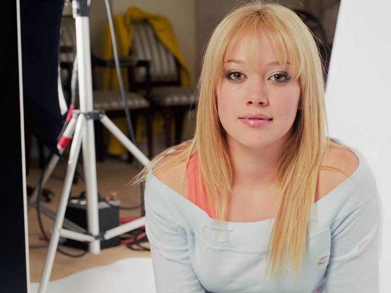 Hilary Duff, , hot japanese girls, hot japanese models, cute japanese models, hot asian girls, sexy japanese girls, hot sexy Celebrity video Photos Pics Wallpapers