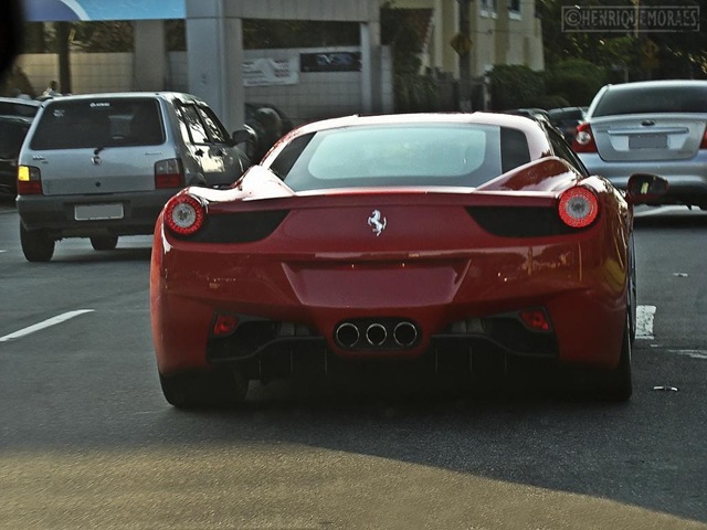 [Ferrari 458 (5-1)[7].jpg]