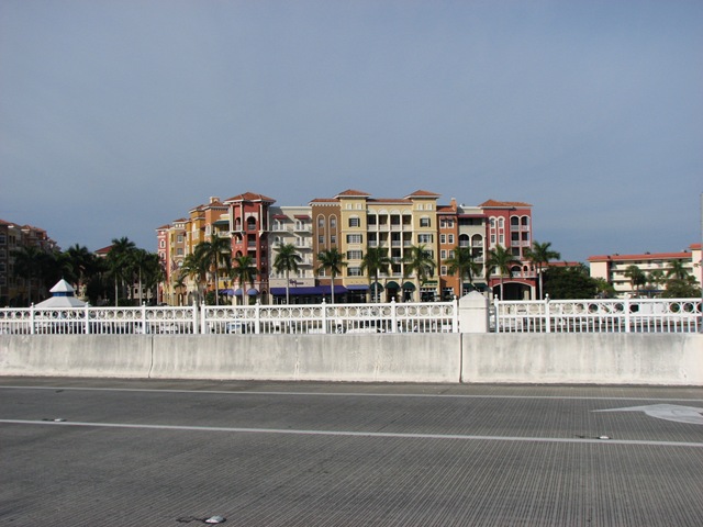 [Naples Beach & Dock Area 002[4].jpg]