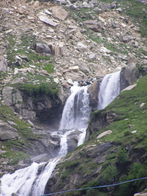 Near Kokhsar