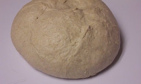 [basic-savory-bread-dough 009[5].jpg]