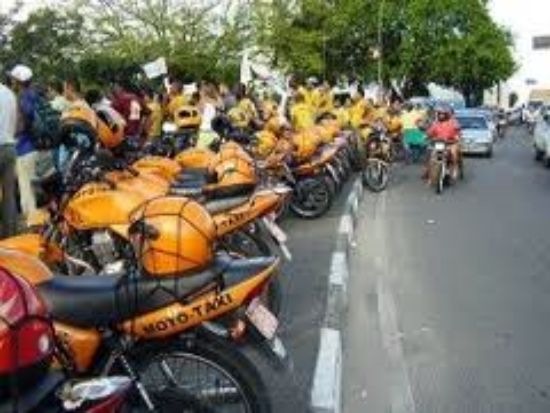 [MOTOTAXI EM ASSU[4].jpg]