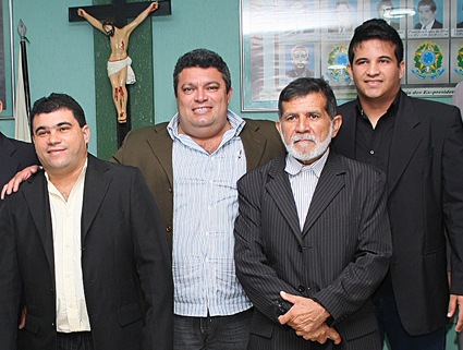 [ALDO COM A NOVA A MESA DIRETORA[3].jpg]