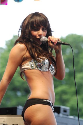 [lady-gaga1[5].jpg]
