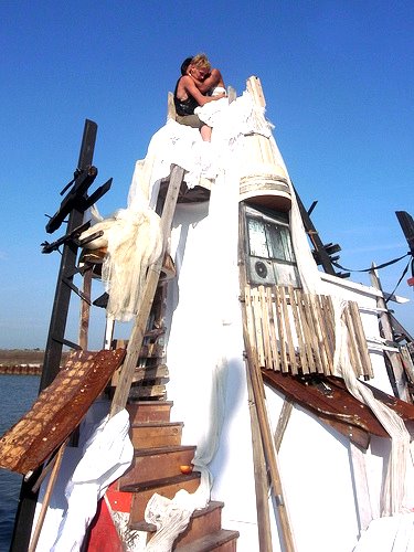 The Swimming Cities of Serenissima by Tod Seelie