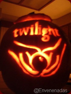 Pumpkin_Carving__Twilight_by_MidnightRosebud