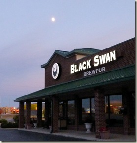 BlackSwan-Building