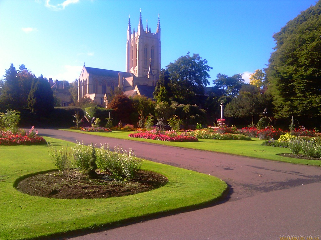 [Abbey Gardens 3[1].jpg]