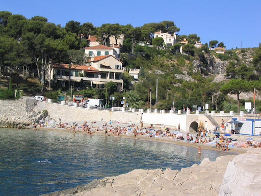 A Day In A Life Hotel De La Plage Mahogany Cassis