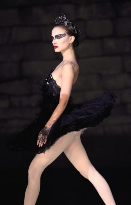 [natalie_portman_ballerina_black_swan.jpg]