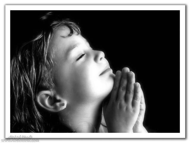 [niños rezando (8)[2].jpg]