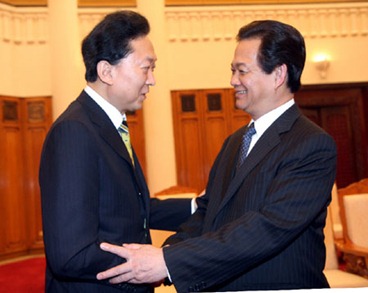 Thủ tướng Nguyễn Tấn Dũng tiếp Cựu Thủ tướng Nhật Bản