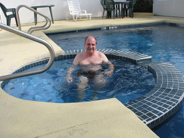 [5267 Hot Tub and Pool Ramada Inn South Padre Island Texas[2].jpg]