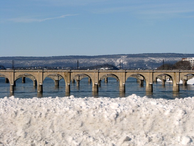 [7347  I 83 Susquehanna River Bridges Harrisburg PA[2].jpg]