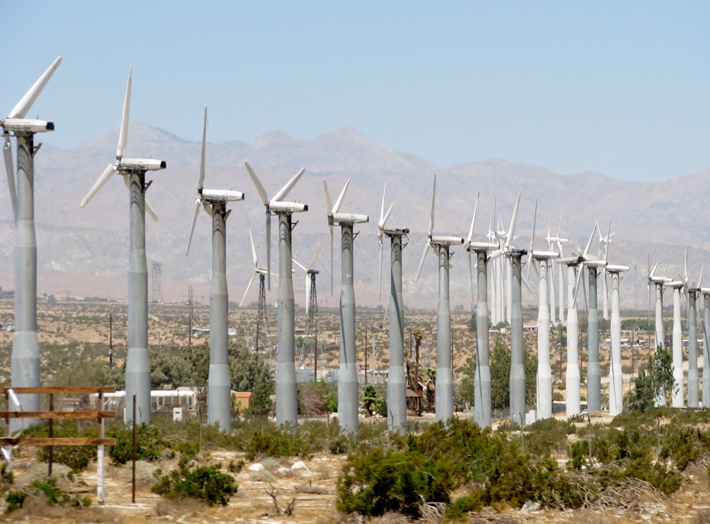 [3056 I-10 Wind Turbines near Palm Springs CA[3].jpg]