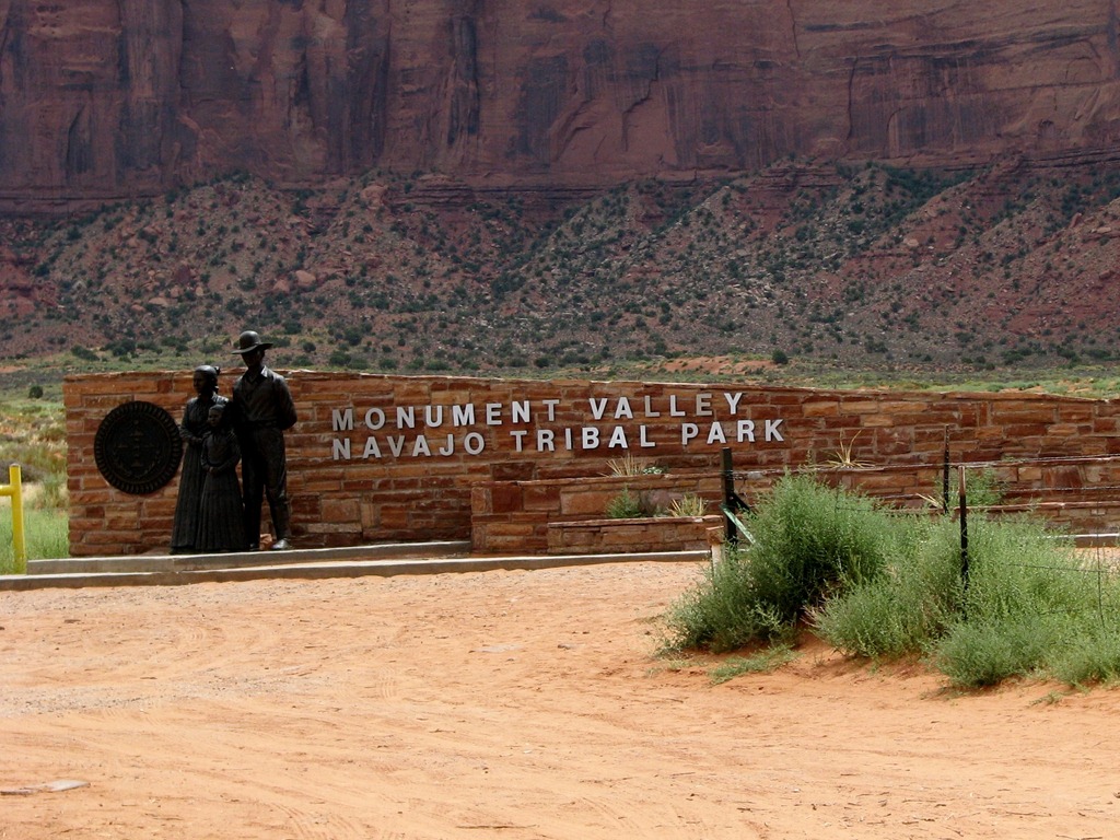 [5650 Monument Valley Navajo Tribal Park UT[3].jpg]