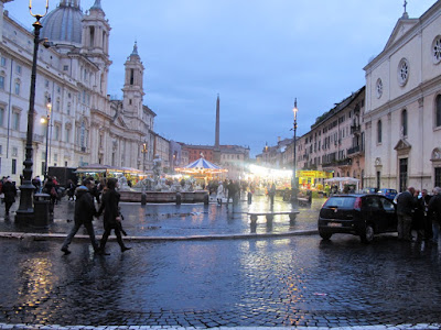Evening Christmas market on the Piazza Navona