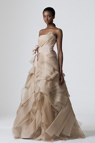 wedding dresses pictures 2010. Strapless Wedding Dresses 2010