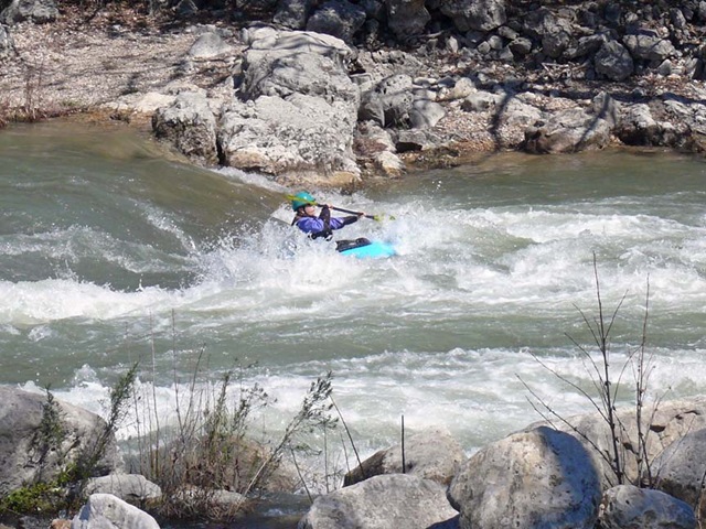 [Kayaker On River[6].jpg]