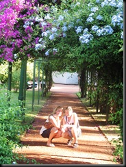 Buenos - Ingelin and Anna i botanisk hage