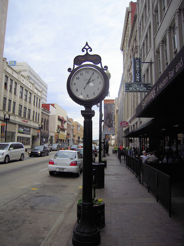 Knoxville . . . East Tennessee . . . and sometimes Beyond December 2008