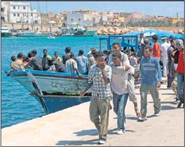 [30'000 boat people on débarqué sur les côtes italiennes depuis début 2008[3].jpg]