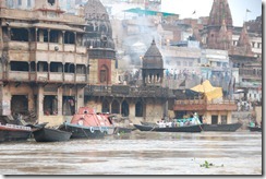 India 2010 -Varanasi  ,  paseo  en barca por el Ganges  - 21 de septiembre   171