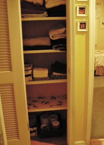 [linencloset[3].jpg]