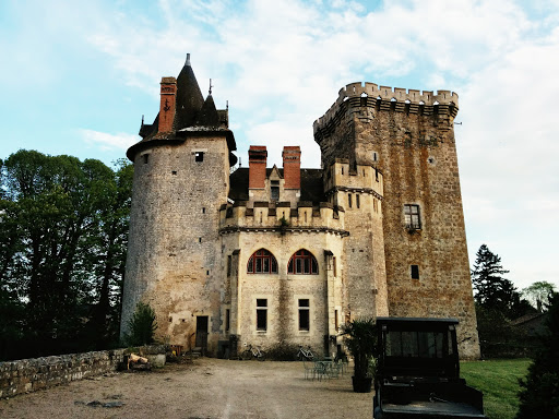 Tour D'entrée Du Château De Saint-Loup-sur-Thoué