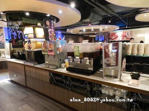 食記(桃園中壢)~ 犇鱻涮涮火鍋330元吃到飽‧便宜的價錢普通的味道